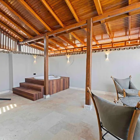 Hotel Belmondo Hare Old Town