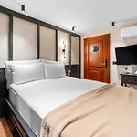 Hotel Belmondo Hare Old Town